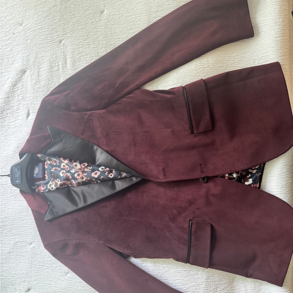 Velvet Burgundy Men’s Blazer